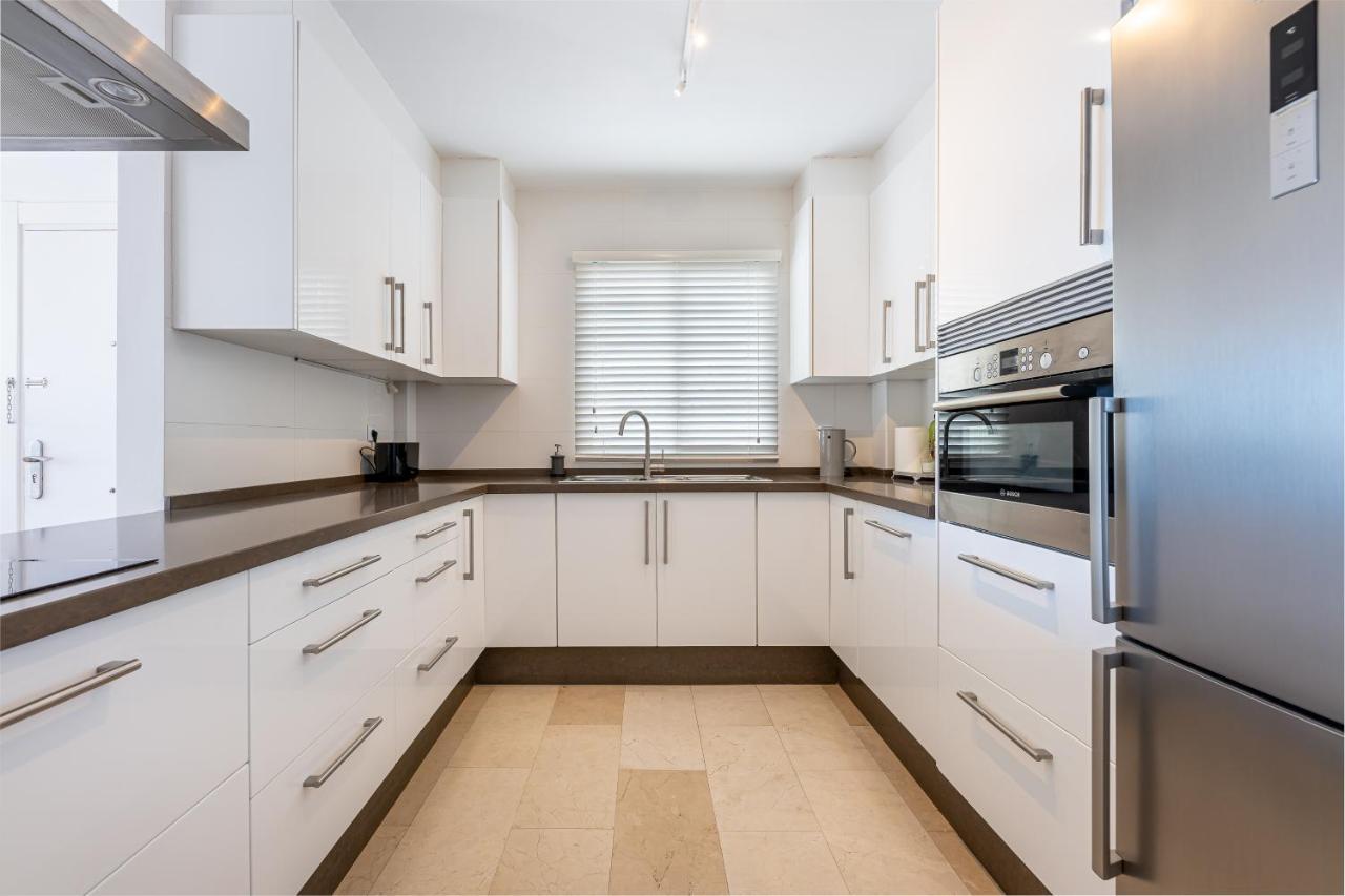2 Bedroom With Sea And Mountain Views, Pool 马尔韦利亚 外观 照片