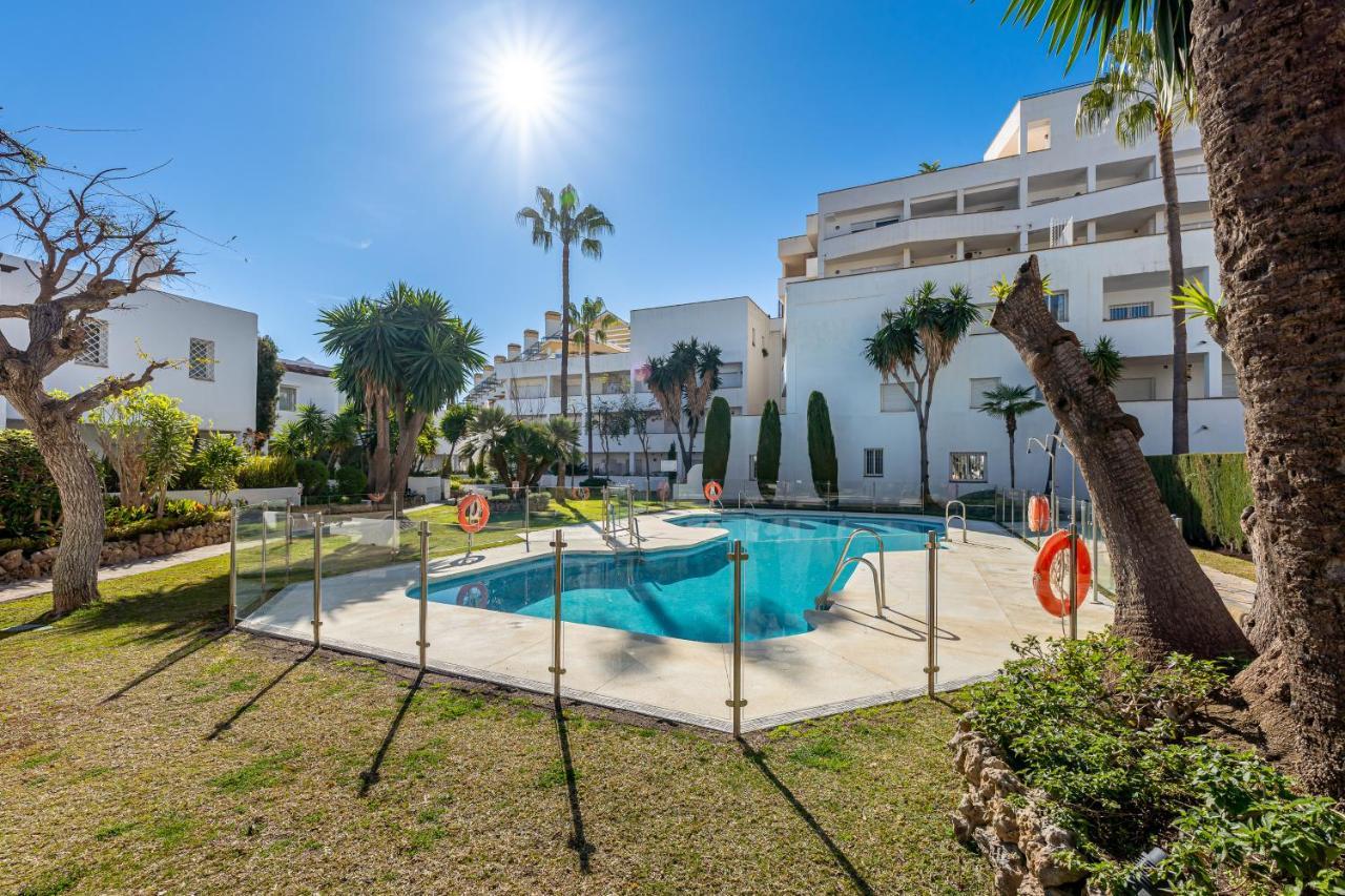 2 Bedroom With Sea And Mountain Views, Pool 马尔韦利亚 外观 照片
