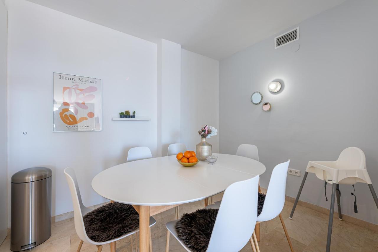 2 Bedroom With Sea And Mountain Views, Pool 马尔韦利亚 外观 照片